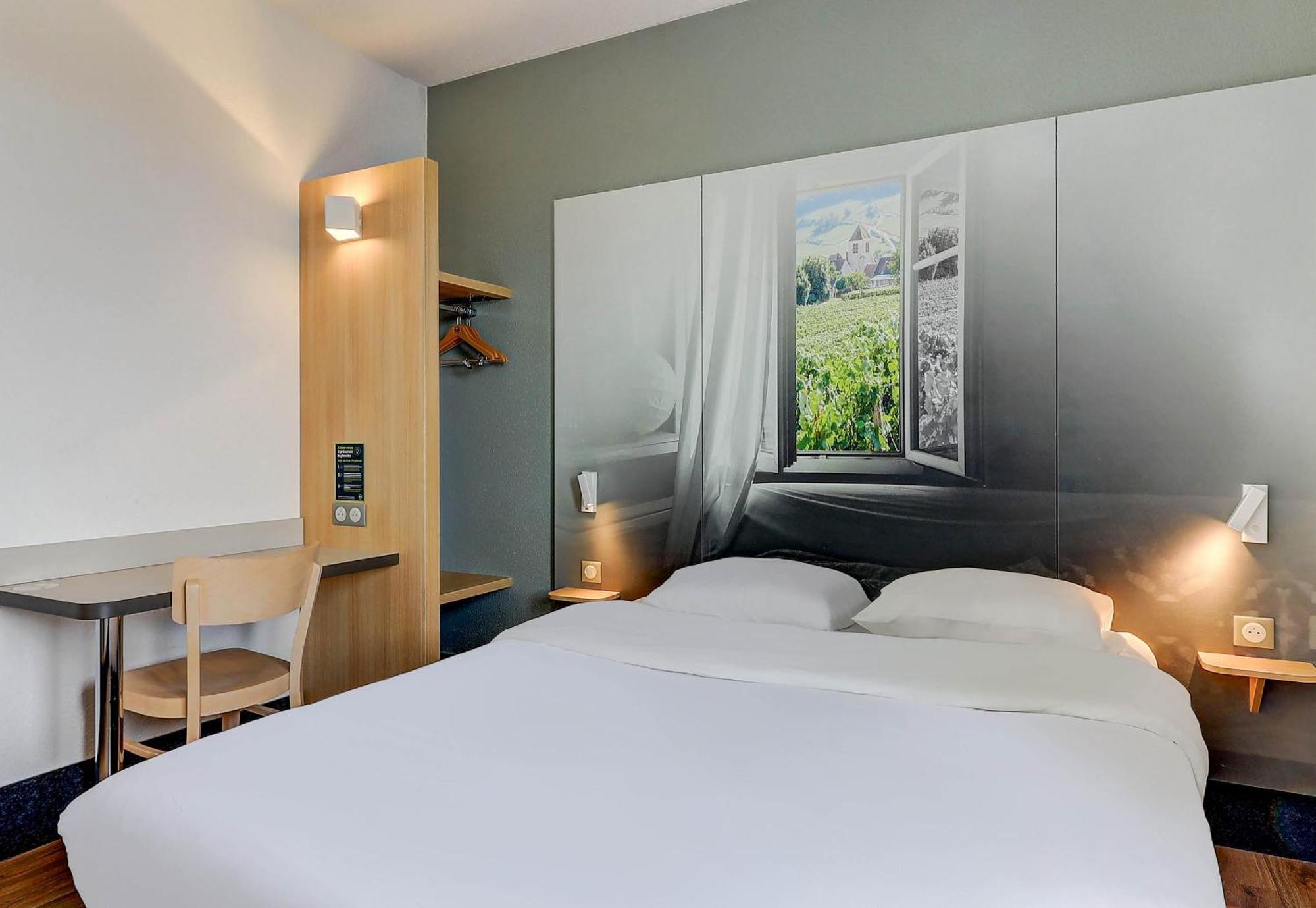Chaumont Hotel